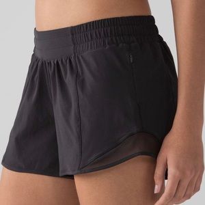 Lululemon Hotty Hot Short II *Long 4"